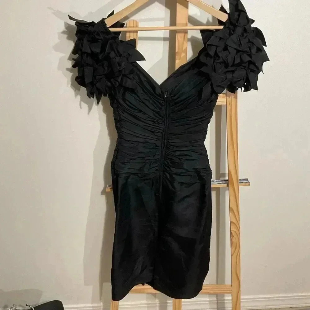 Vintage Notorious black ruffle off shoulder ribbon puffy party cocktail prom dre - Picture 3 of 12
